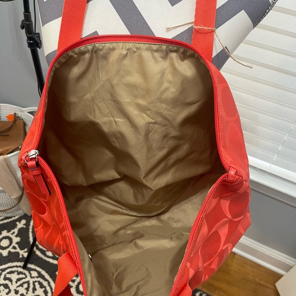 Coach bag orange, medium size great condition - Picture 10 of 15